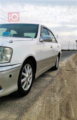 تۆیۆتا کراون